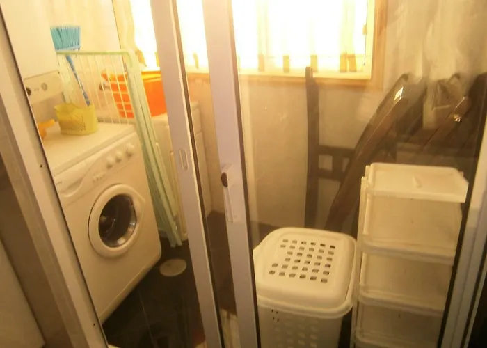 Daire Sun, Sky And Sea *