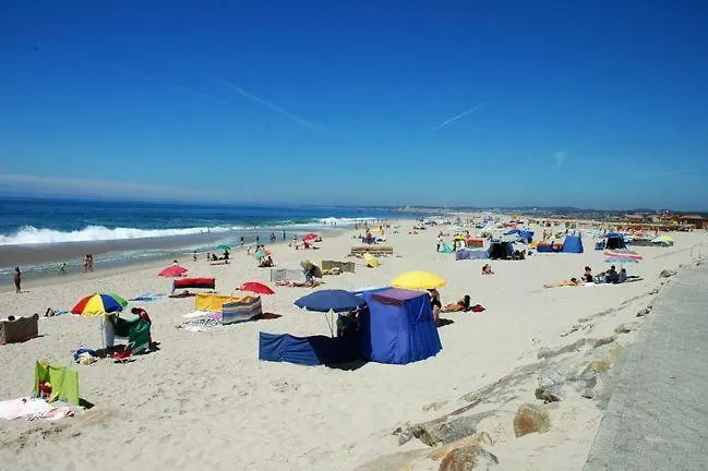 Sun, Sky And Sea Daire *